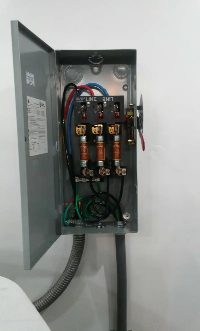 Three-phase disconnect switch installed for Electrical Wiring & Rewiring in Kingston